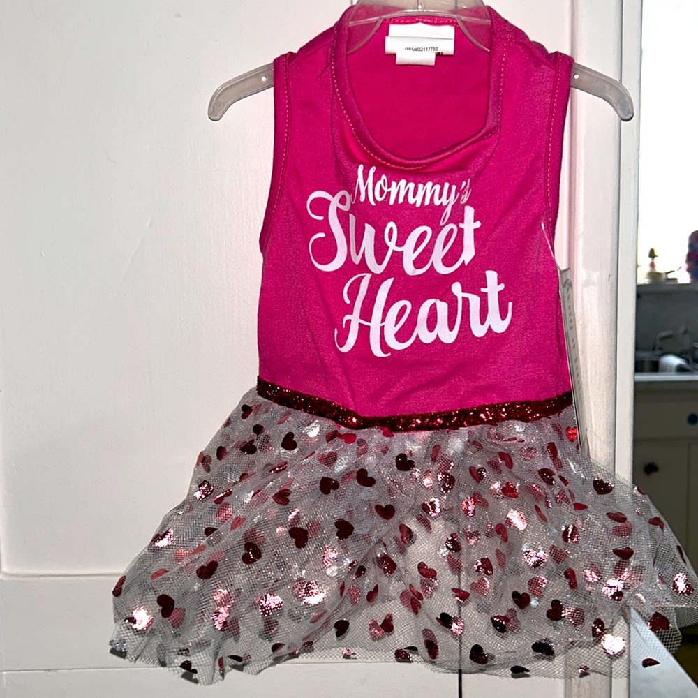 Wagatude Size Medium Mommy’s Sweetheart Dress! Tulle bottom with 🩷s! Valentine